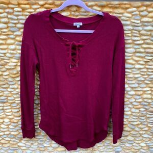 Splendid Waffle Weave Cranberry Lace Up Long Sleeve Top. Size medium. EUC!
